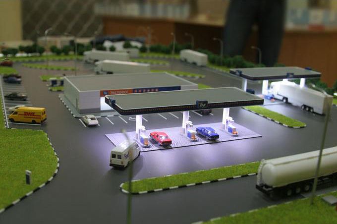 1 Презентационный градостроительный макет АЗС со светодиодным освещением.jpg